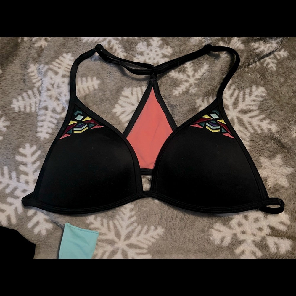 Victoria’s Secret pink padded bikini top small